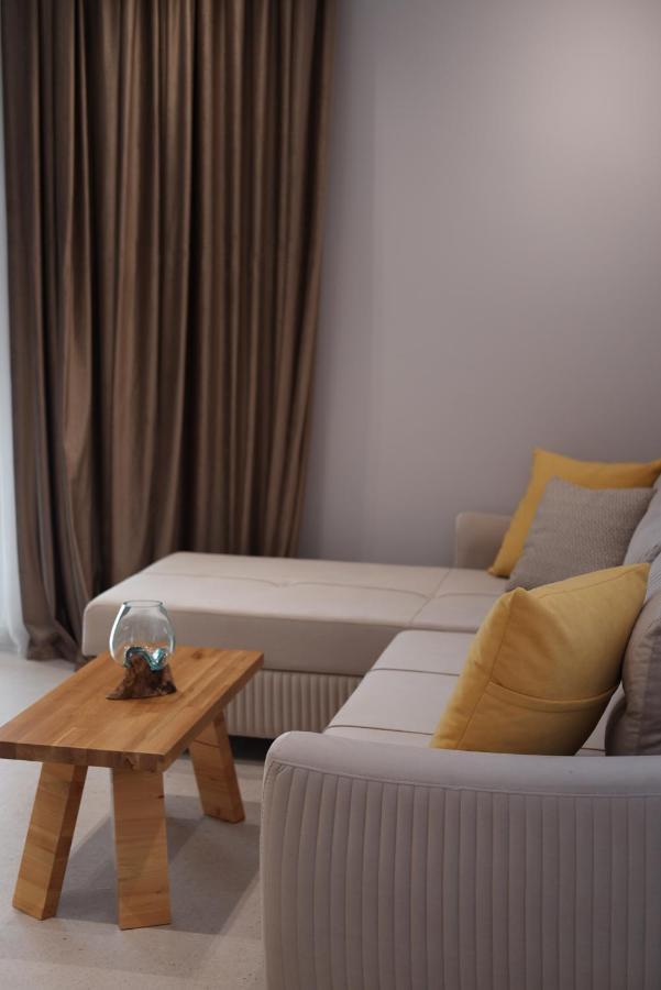 Seahana Apartment Himare Exterior foto